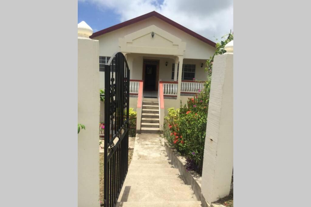 Delightful 4Bed Modern Villa With Wifi 格罗斯岛 外观 照片