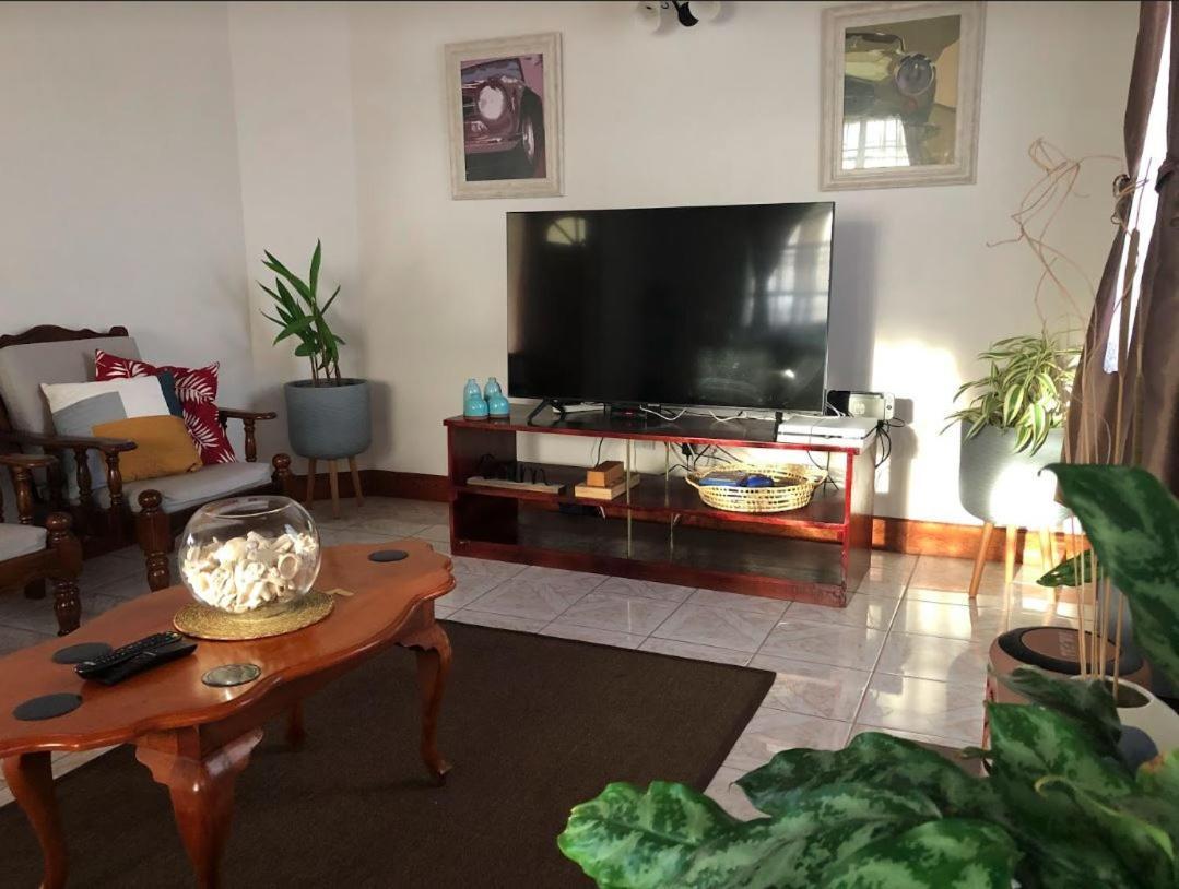 Delightful 4Bed Modern Villa With Wifi 格罗斯岛 外观 照片